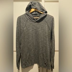 Men’s Large Hooded Pullover